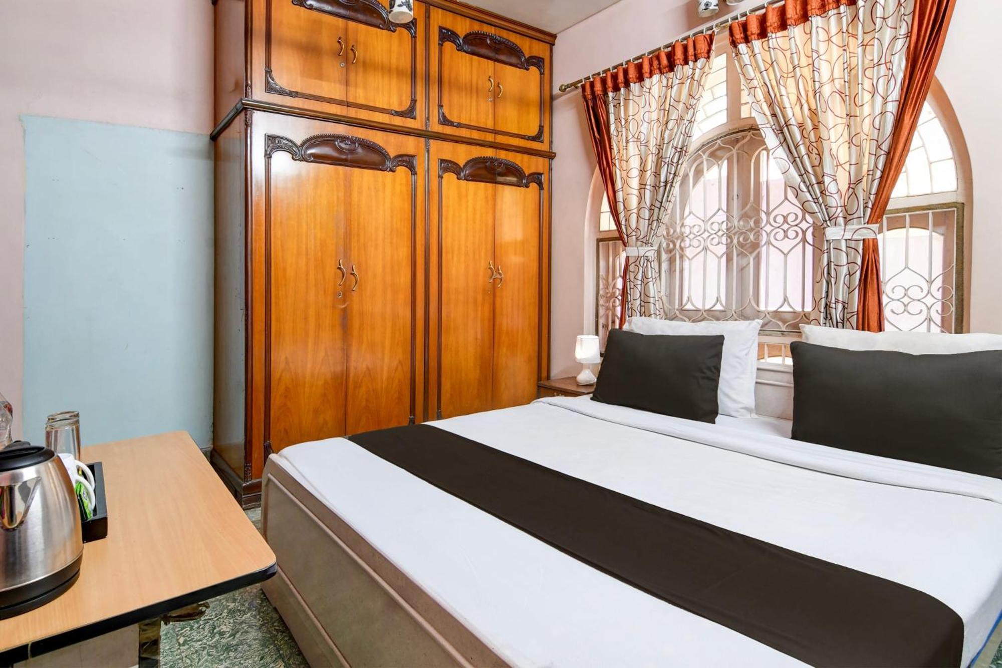 Hotel O Brothers Inn Calcutta Buitenkant foto